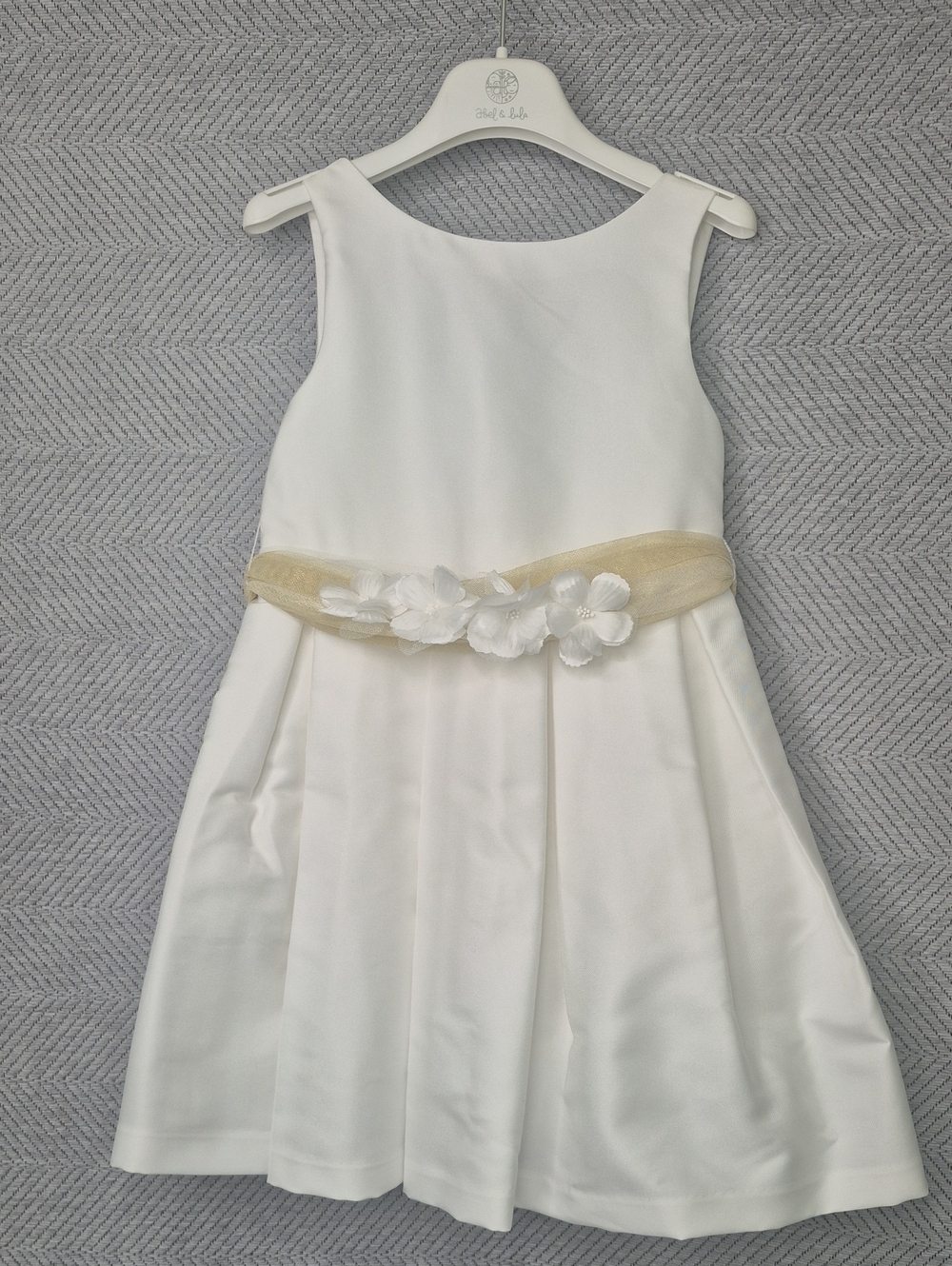 NWT Abel & Lula Luxury White Mikado 3D Floral Gold Sash Formal Flower Dress Sz 6